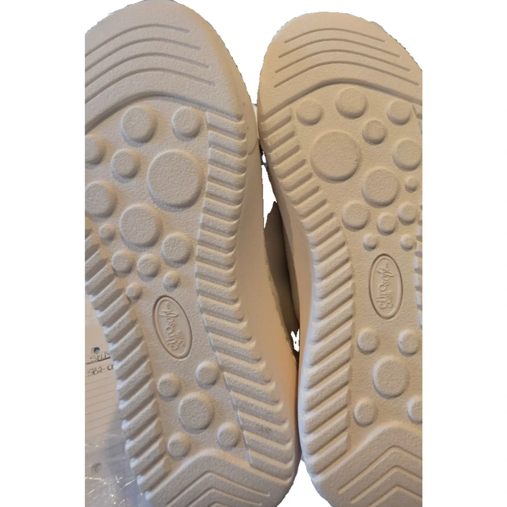 Eurosoft by Sofft Sneakers Women's 7.5M White Metallic Rose Leather Comfort NWOB